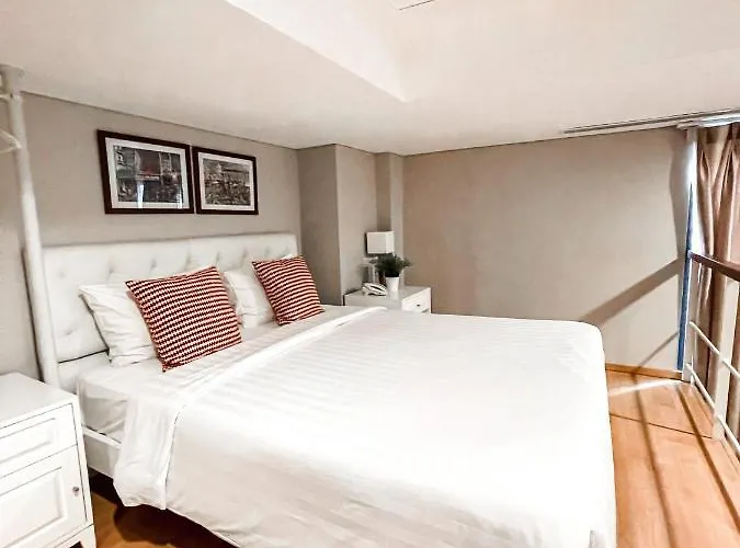 Deluxe Loft